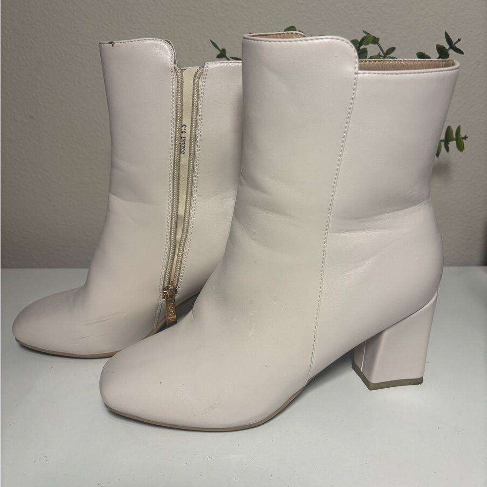 IDIFU White Ada Fashion Square Toe Block Heel Ankle Boots Women's Size 6.5 - Picture 3 of 14